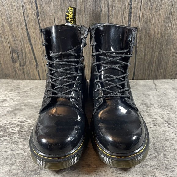Dr. Martens 1460 J Glossy Black Leather 8 Eyelet Boots Ladies Women’s Size 5 - Picture 5 of 9